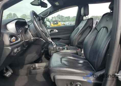 2018 Chrysler Pacifica Touring L z USA, uszkodzony, nr VIN 2C4RC1BGXJR292276